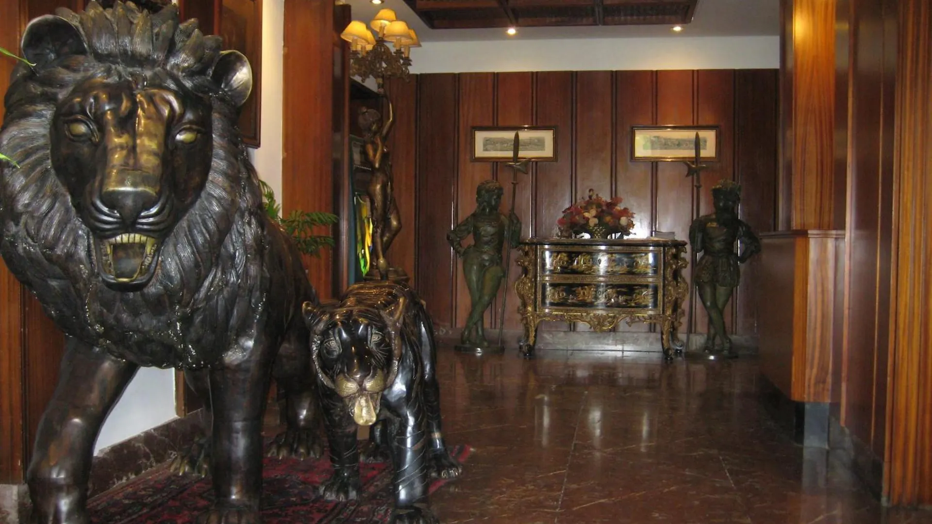 Gurutzeberri Hotel Oiartzun
