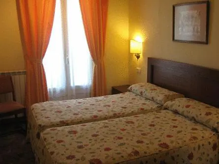 Gurutzeberri Hotel Oiartzun 0*,  Spain